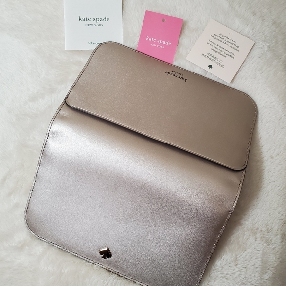 🔥🔥SALE🔥🔥Kate spade bifold wallet - Picture 7 of 16